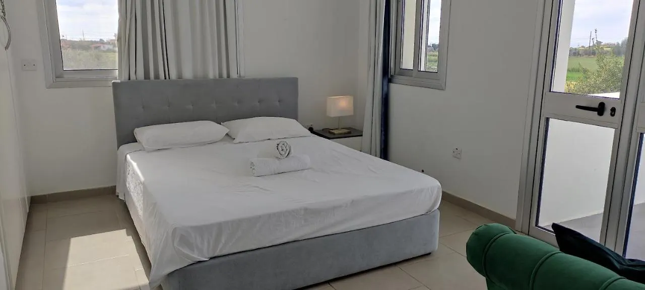 Kiti Village Villa, Cyprus, Salt-Water Pool, 6 Bedrooms, Larnaca 0*,  Cyprus