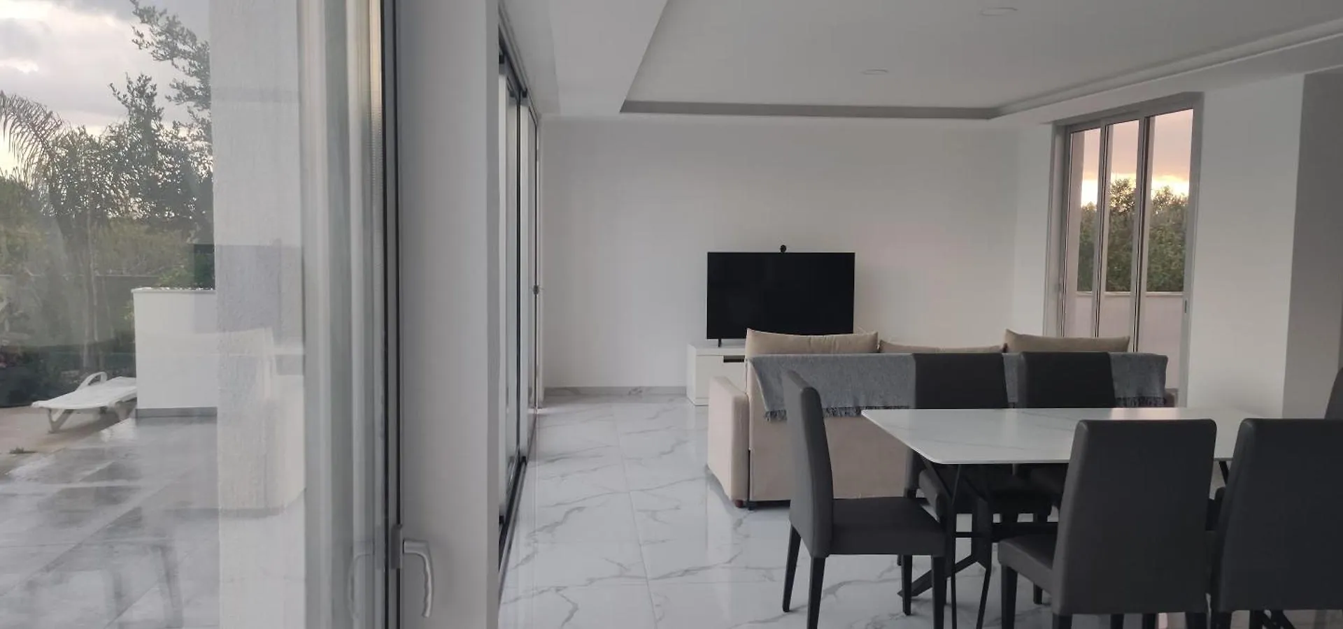 Kiti Village Villa, Cyprus, Salt-Water Pool, 6 Bedrooms, Larnaca 0*,  Cypern